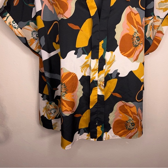 XL Colorful Floral Short Sleeve Blouse Black Orange Cuffed Sleeve Lightweight - Picture 7 of 13